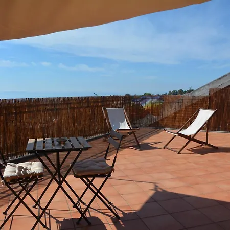 Betulla Dell'etna Bed & Breakfast 2*